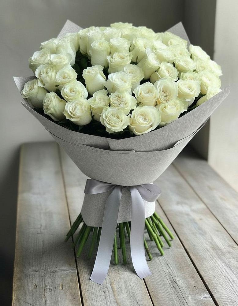Букет 35 Белых роз в Привольной