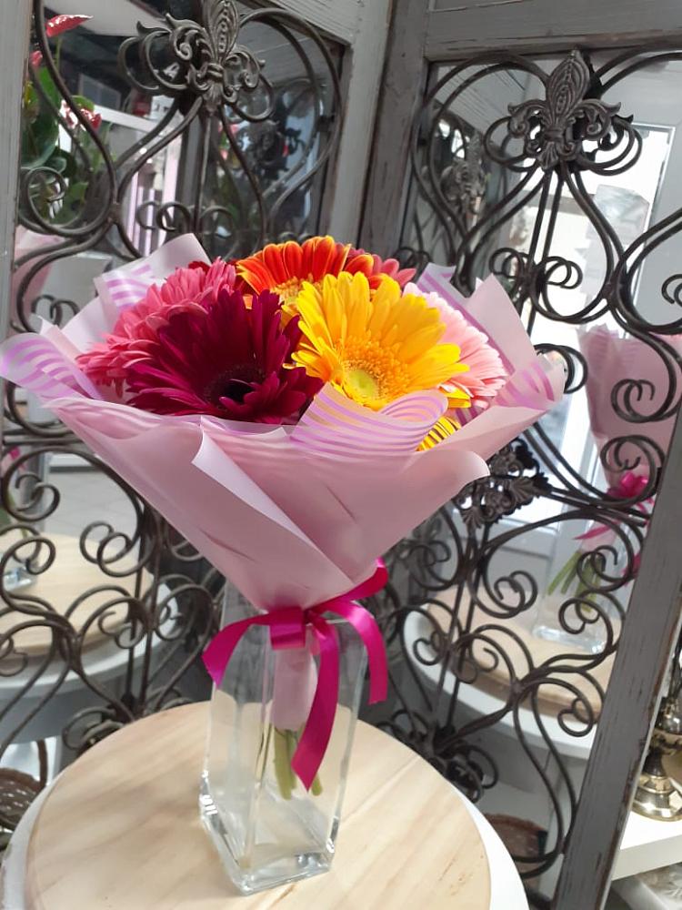 Букет цветов из: Герберы в Привольной